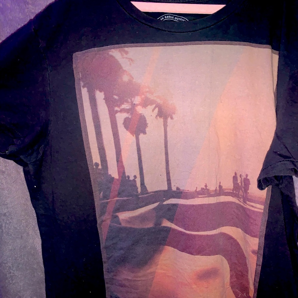 American outfitters cool tshirt